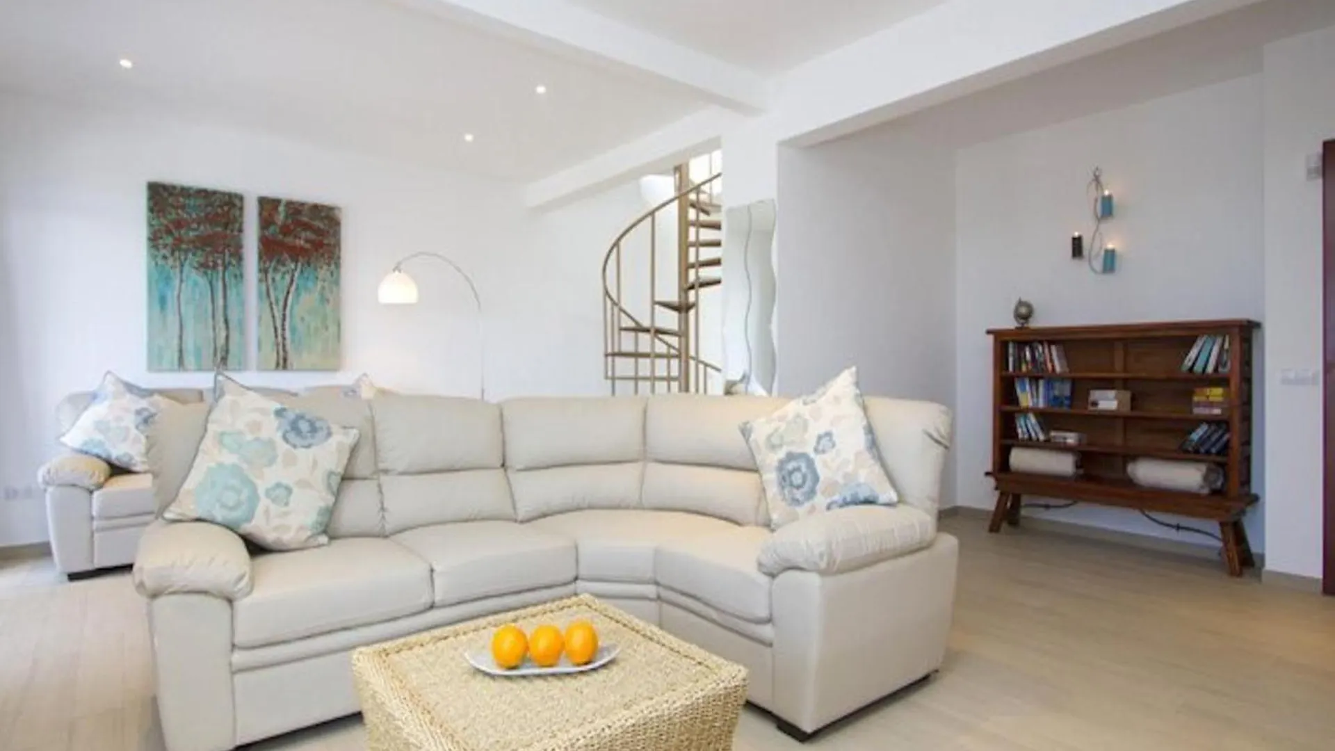 Modern Villa In Los Mojones 4 Bedrooms Large Heated Pool Villa Mojones Puerto Del Carmen Tias